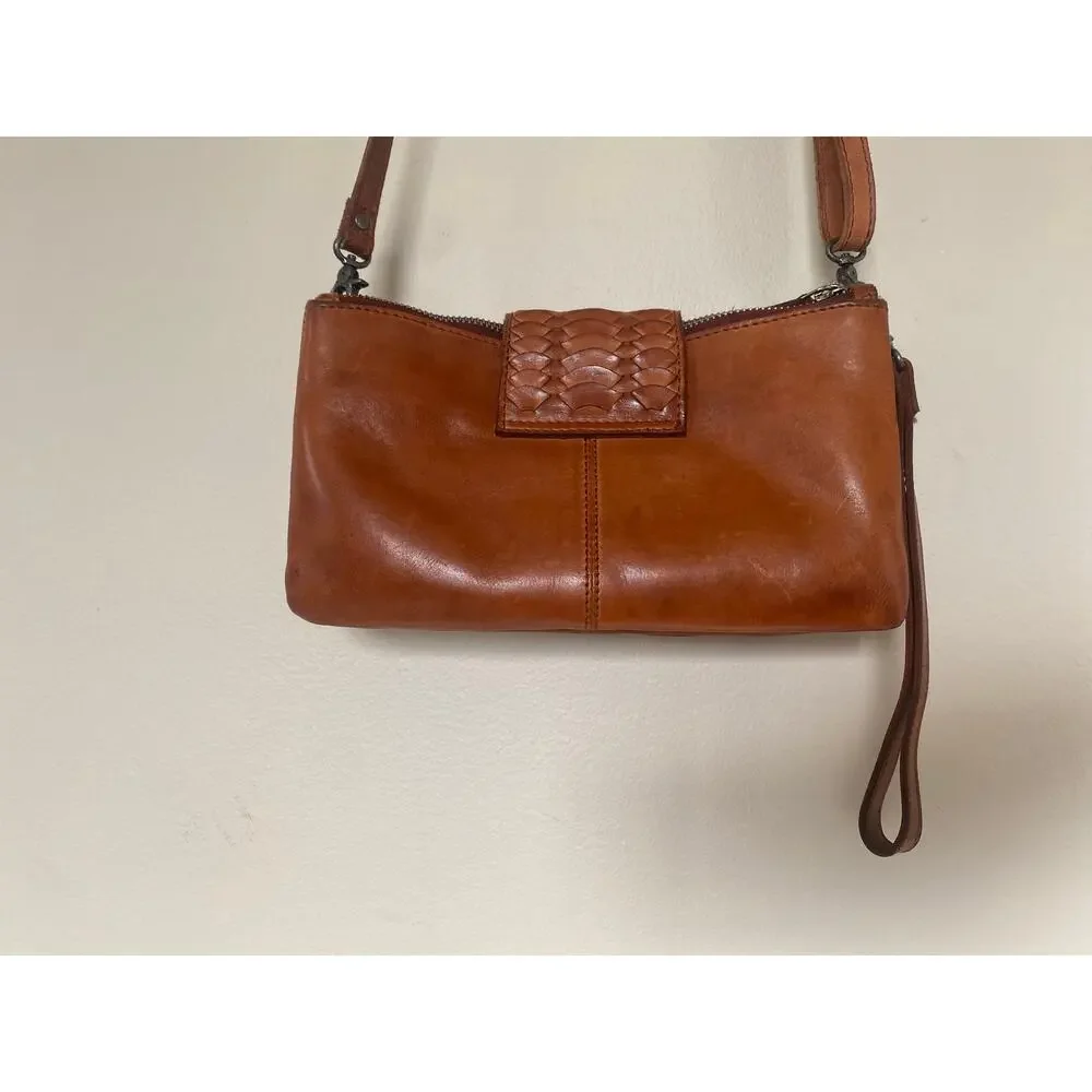 EUC Vilenca Holland Leather Crossbody /Shoulder Bag /Wristlet Cognac Woven
